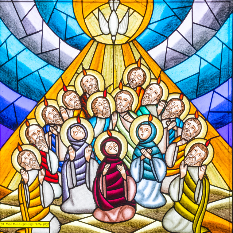 Am 50. Tag nach Ostern (griechisch pentecoste = 50) wird die Sendung des Heiligen Geistes gefeiert. Der Heilige Geist kommt wie Feuerzungen auf die versammelten Jünger herab und sie sind fähig in fremden Sprachen zu reden. Es ist gleichsam die Überwi