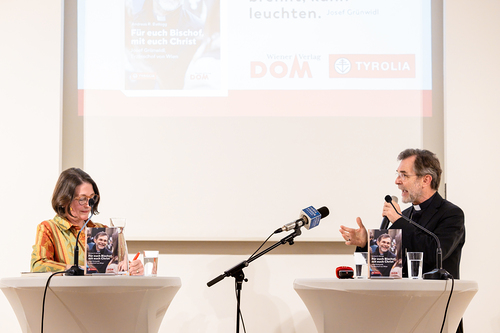 Buchpräsentation Für euch Bischof, mit euch Christ / Erzdiözese Wien/ Schönlaub, Stephan Schönlaub Buchpräsentation Für euch Bischof, mit euch Christ